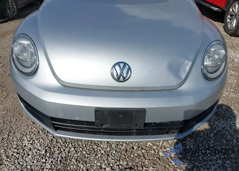 2012 Volkswagen Beetle 2.5L из США, поврежденный, VIN 3VWJP7AT5CM602246